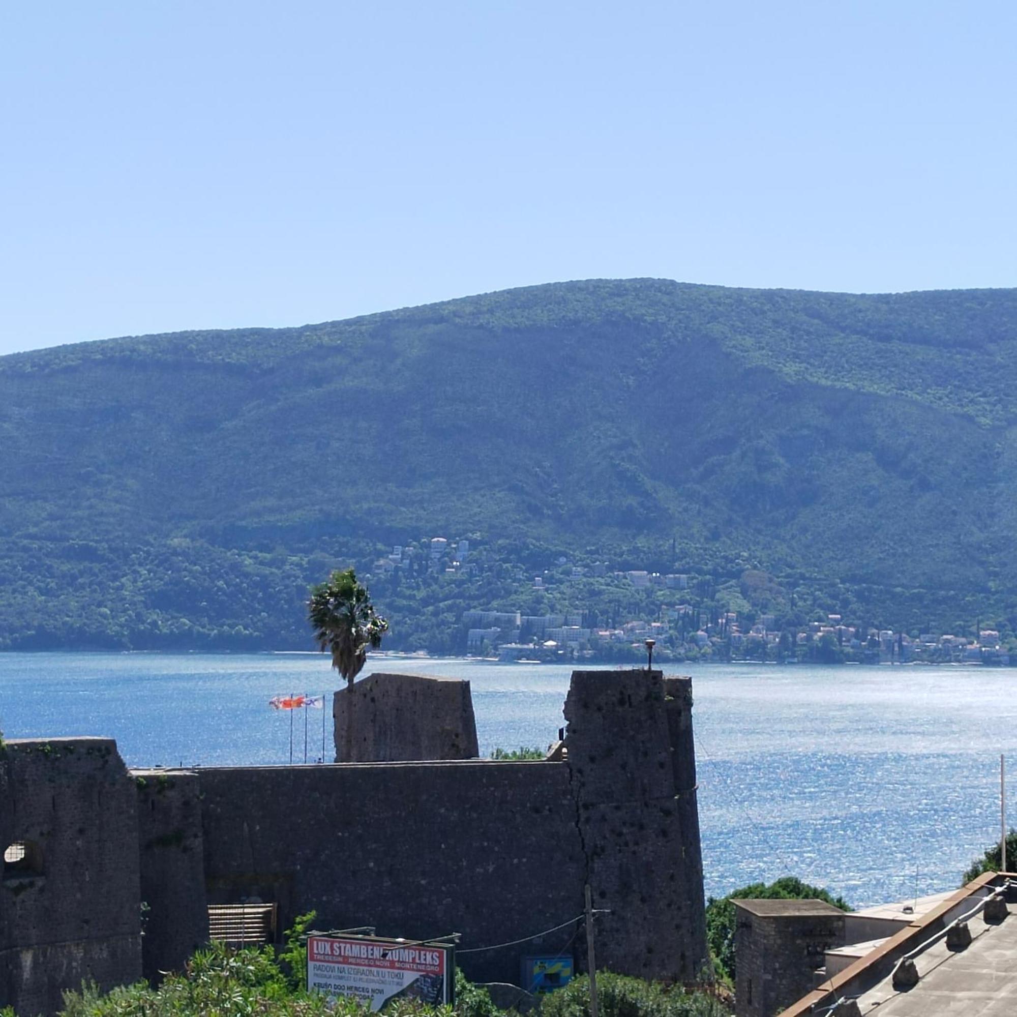 Apartments "Belle Vue" Herceg Novi Exterior foto